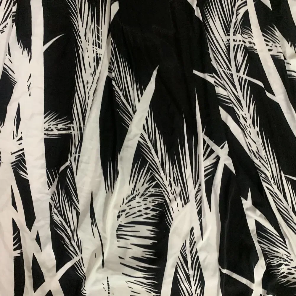 NWT FACTORY CONNECTION BLACK/WHITE V-FRONT & BACK MAXI DRESS SIZE XL-XXL